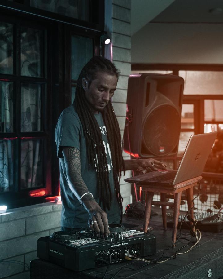 Jungle By Sturmfrei Manaliホステル エクステリア 写真